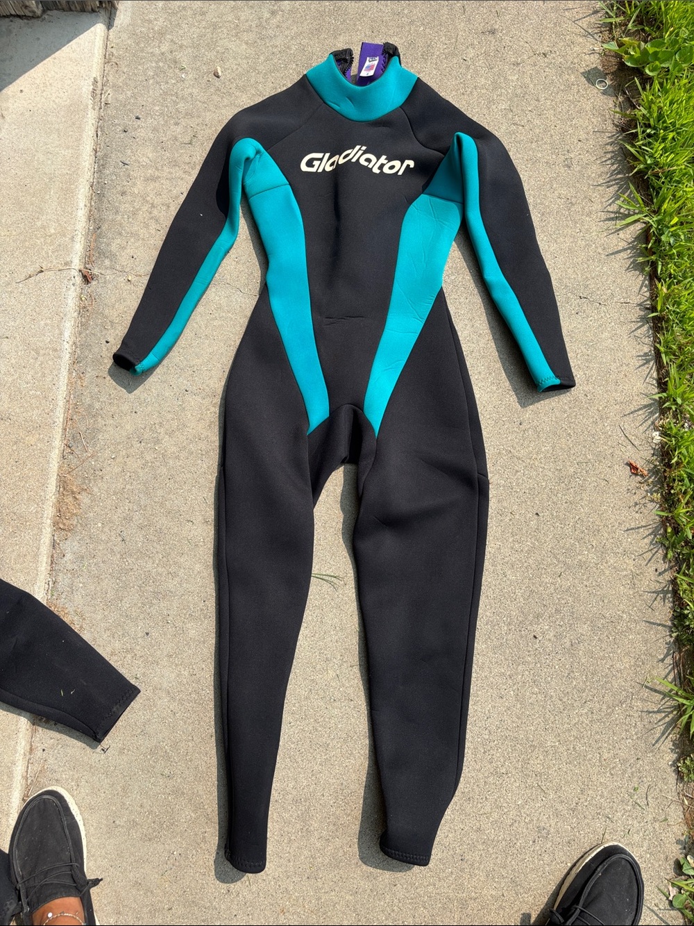 EUC Adult Small Gladiator Black & Teal Wetsuit One-Piece